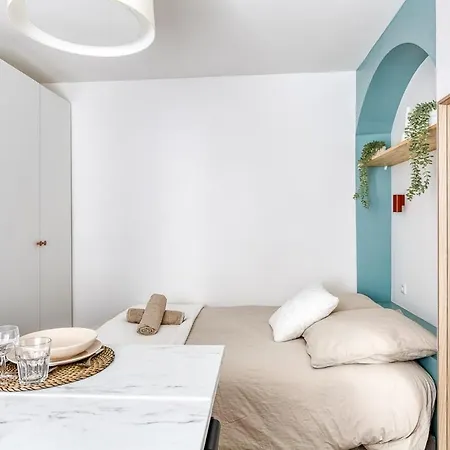 Apartment Design Batignolles Lignes 13 & 14 *